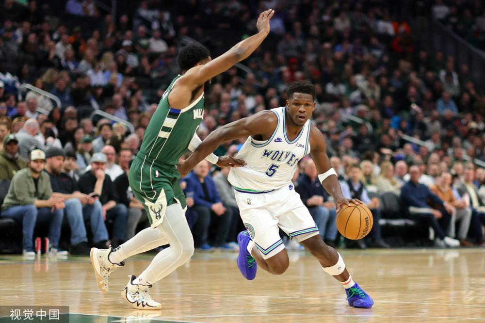 俱乐部及球 俱乐部及球